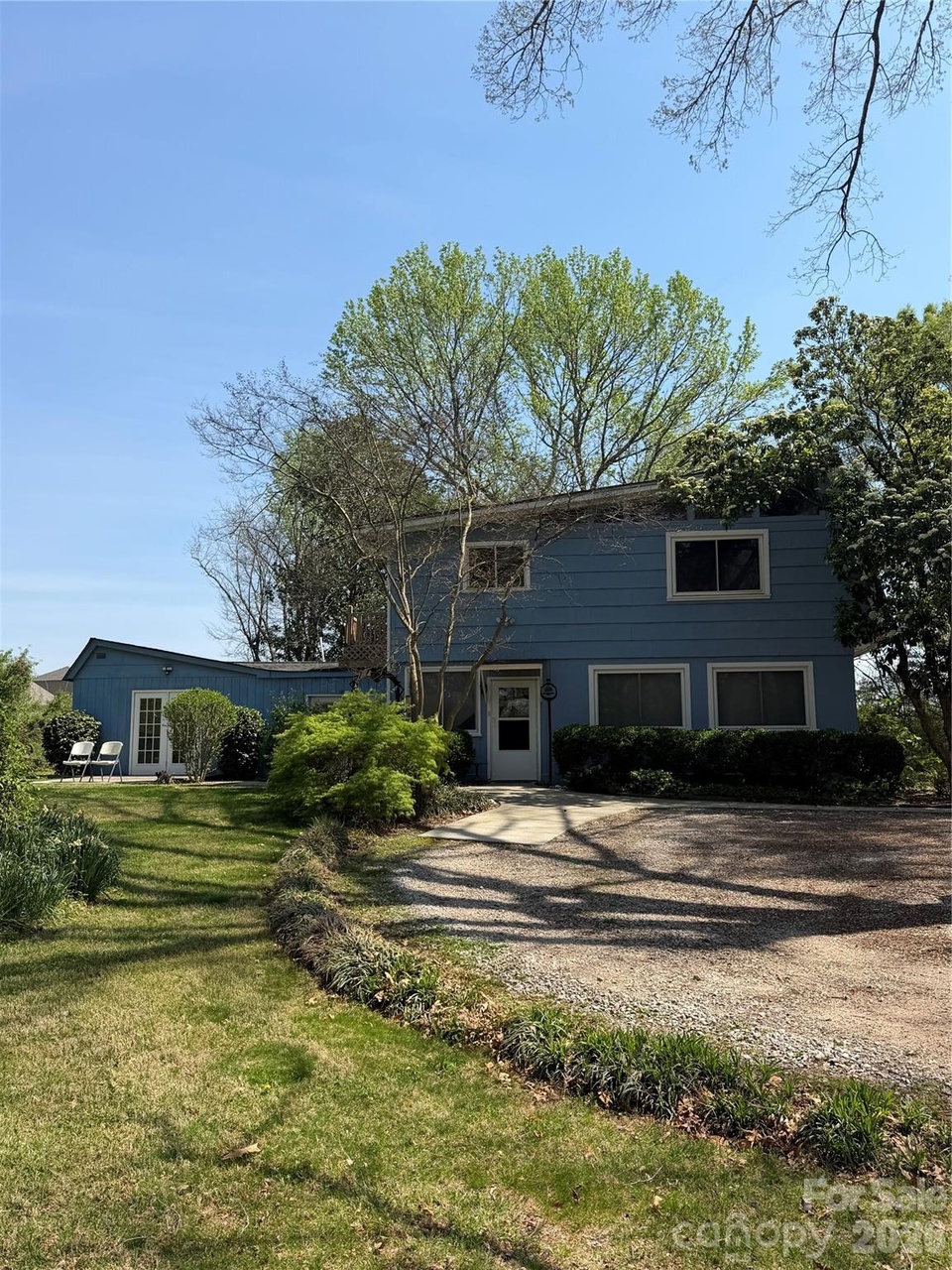 209 Edgewood Dr, Wingate NC